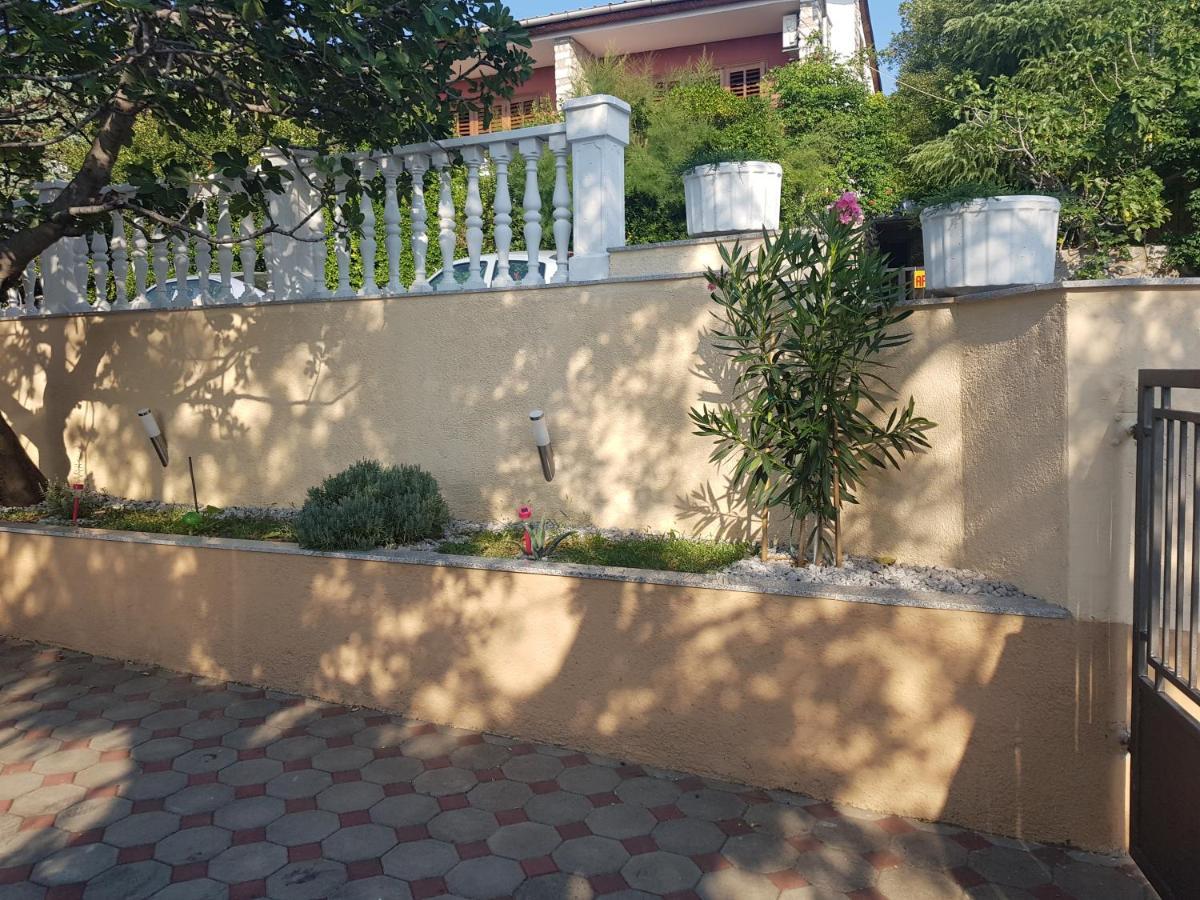 Apartmani Mira Klenovica Dış mekan fotoğraf