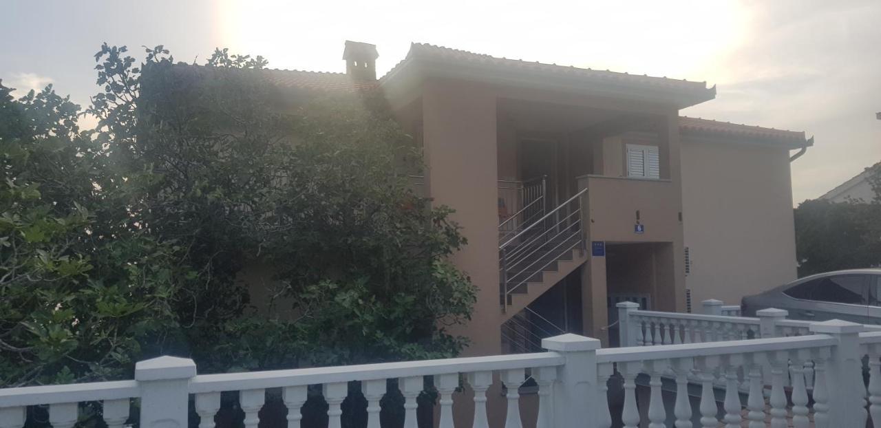 Apartmani Mira Klenovica Dış mekan fotoğraf