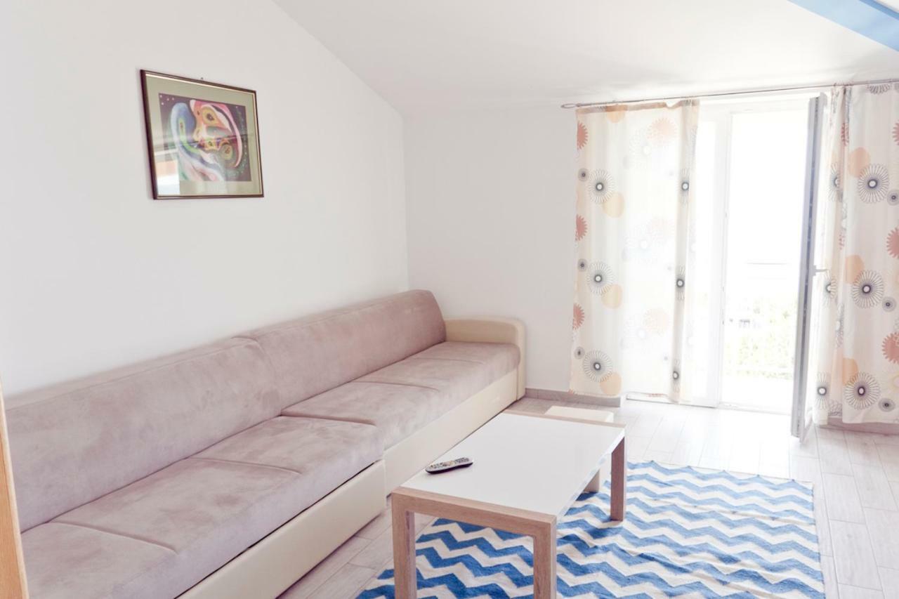 Apartmani Mira Klenovica Dış mekan fotoğraf