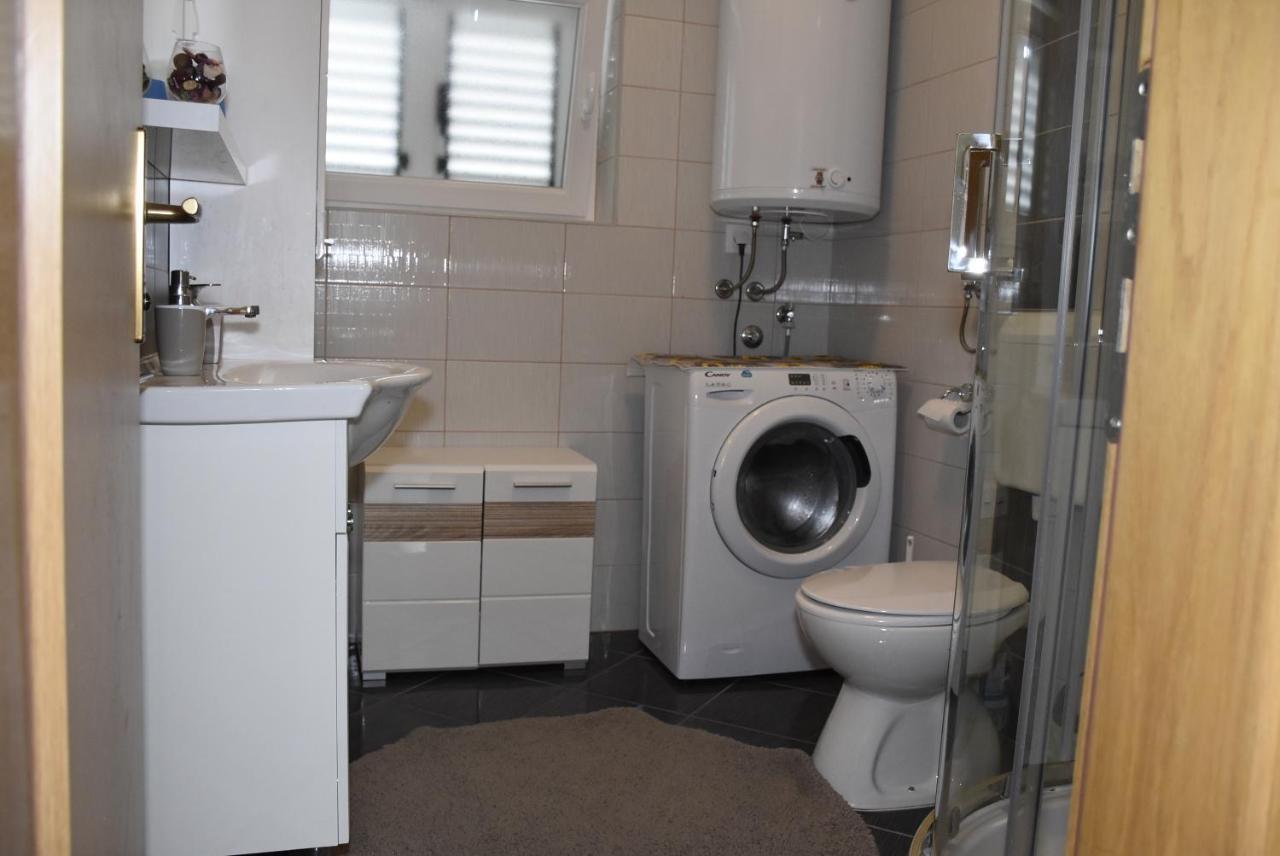 Apartmani Mira Klenovica Dış mekan fotoğraf